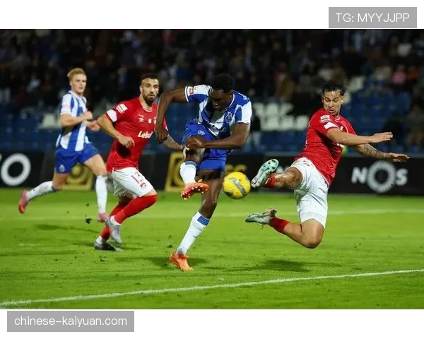 波尔图小组赛4胜2平不败 防守韧性场均抢断20次 波尔图小组赛4胜2平不败 防守韧性场均抢断20次