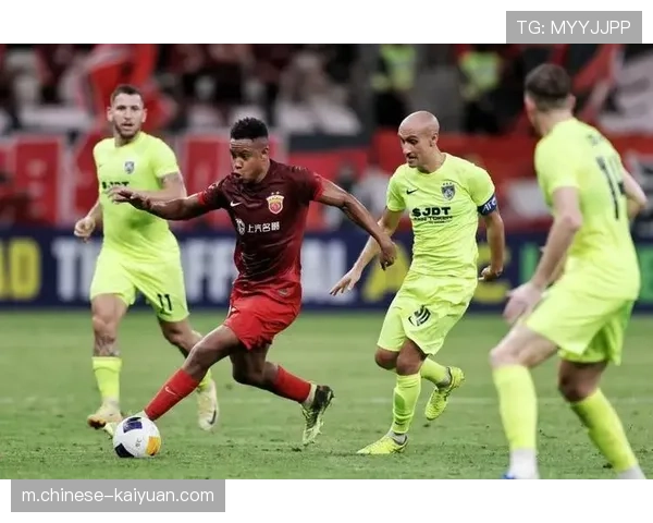 三十九岁门将单场九次扑救 创造亚冠本赛季扑救纪录